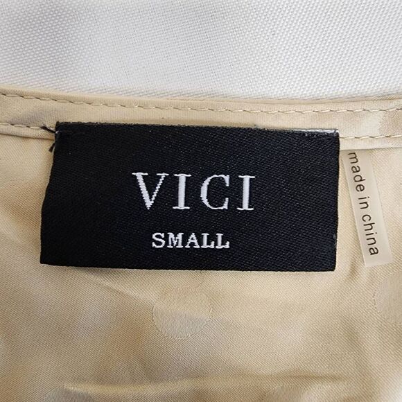 Vici Size Small Tan Casual Wrap Dress H10 - Picture 7 of 8